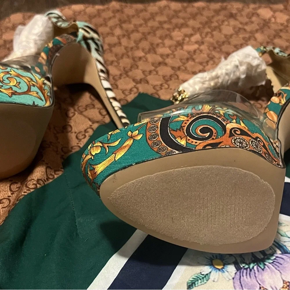 Shoe Dazzle Green Heels - Picture 2 of 4